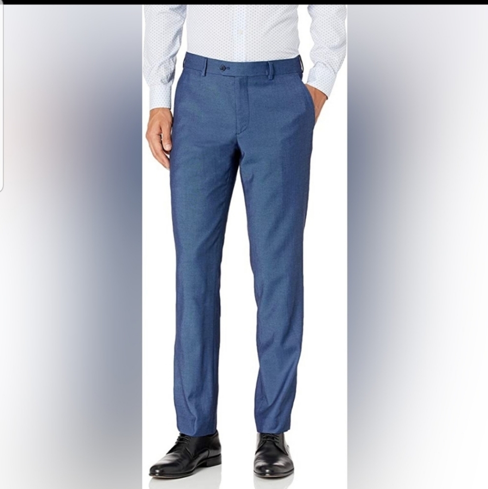 The seville Row Co. Essex blue color 40R/34W